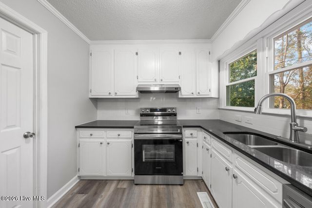 210 N Monroe Avenue, Sanford, NC 27330