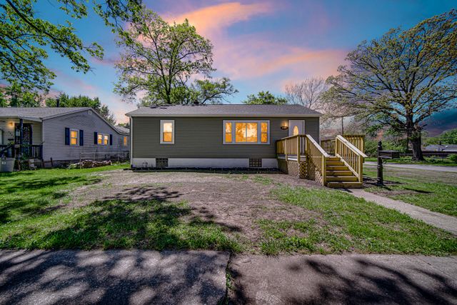 2704 Lake Street, Lake Station, IN 46405