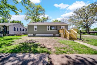 2704 Lake Street, Lake Station, IN 46405