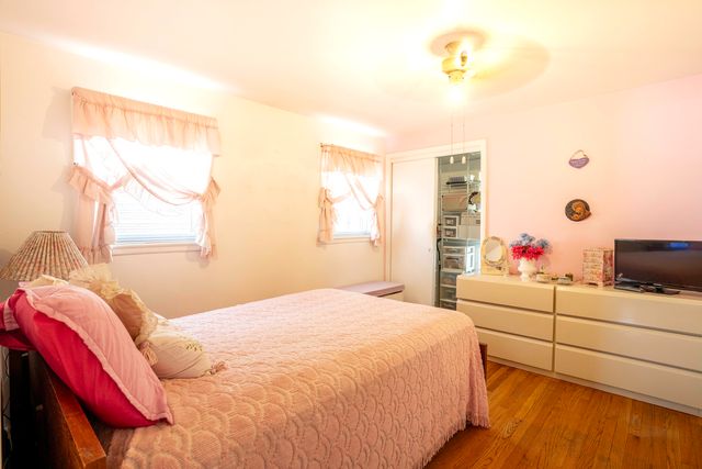 6040 W 59th Street, Chicago, IL 60638