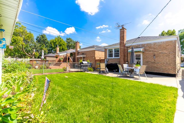 6040 W 59th Street, Chicago, IL 60638