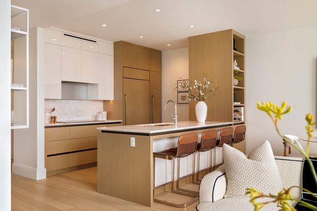 370-380 Harrison Avenue PH2G, Boston, MA 02118