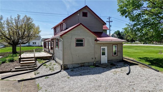 14875 Navarre Road SW, Wilmot, OH 44689