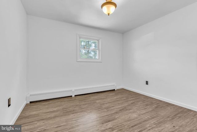 832 STONEY CREEK DR, Dauphin, PA 17018