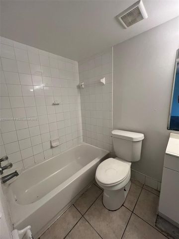 2451 NW 56th Ave 1-204, Lauderhill, FL 33313