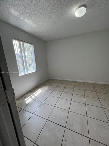2451 NW 56th Ave 1-204, Lauderhill, FL 33313