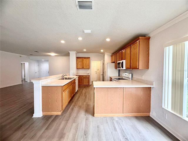 5695 SW 39TH STREET, Ocala, FL 34474