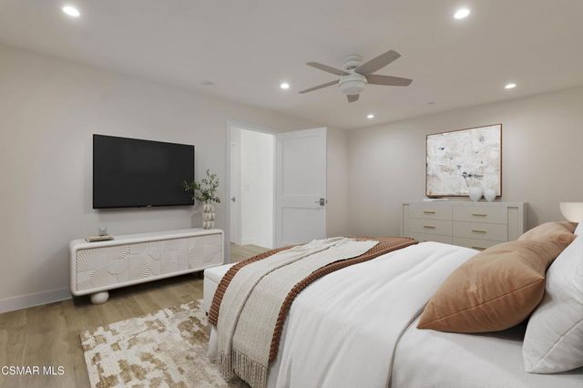 3190 Los Robles Road Unit B, Thousand Oaks, CA 91362