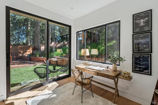 93 Magnolia Ave, Larkspur, CA 94939