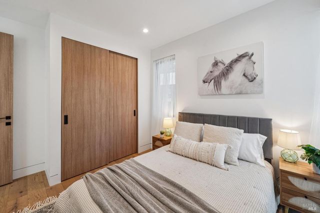 93 Magnolia Ave, Larkspur, CA 94939