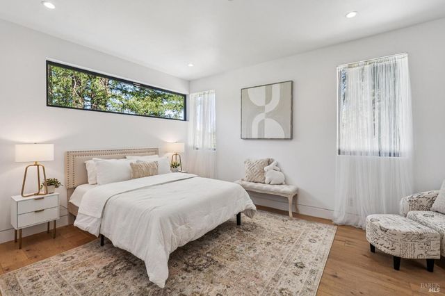 93 Magnolia Ave, Larkspur, CA 94939