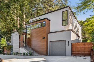 93 Magnolia Ave, Larkspur, CA 94939