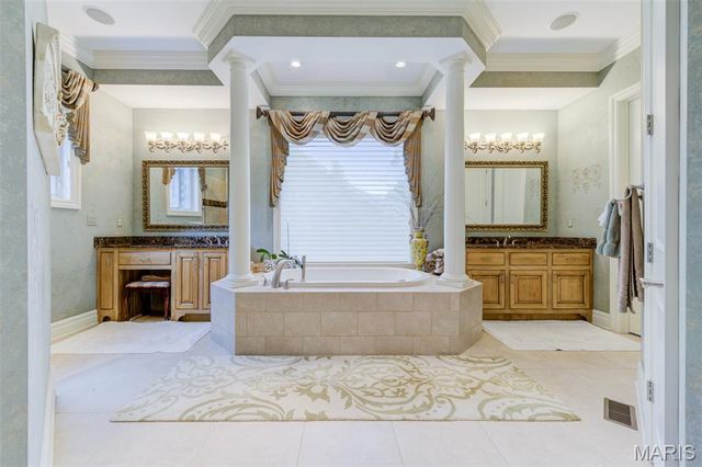 25 Windcastle Drive, St Charles, MO 63304