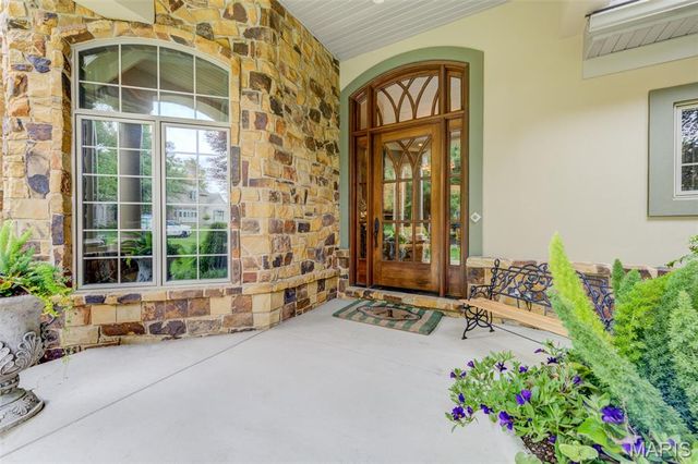 25 Windcastle Drive, St Charles, MO 63304