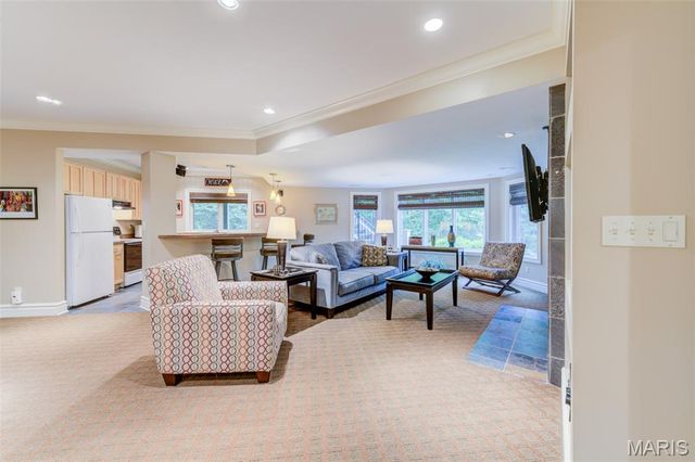 25 Windcastle Drive, St Charles, MO 63304