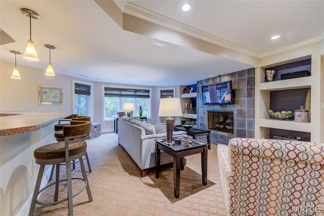 25 Windcastle Drive, St Charles, MO 63304