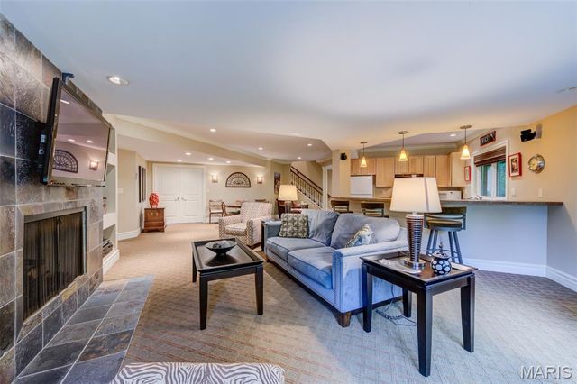 25 Windcastle Drive, St Charles, MO 63304
