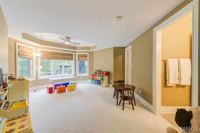25 Windcastle Drive, St Charles, MO 63304