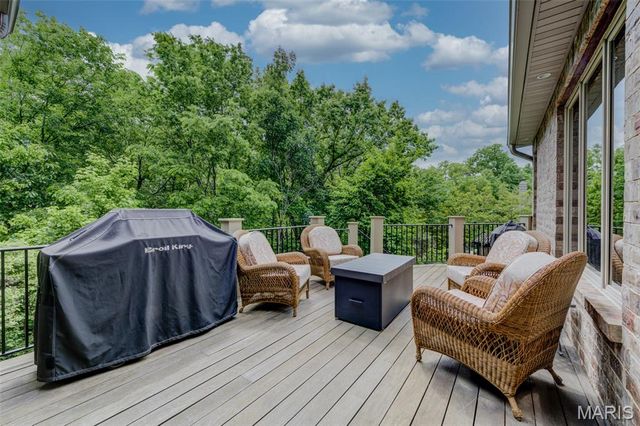 25 Windcastle Drive, St Charles, MO 63304