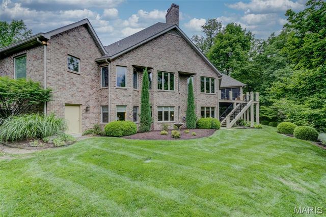 25 Windcastle Drive, St Charles, MO 63304
