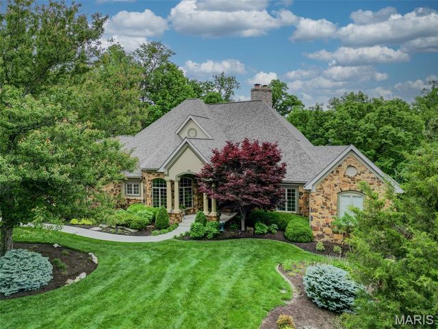 25 Windcastle Drive, St Charles, MO 63304