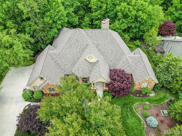 25 Windcastle Drive, St Charles, MO 63304