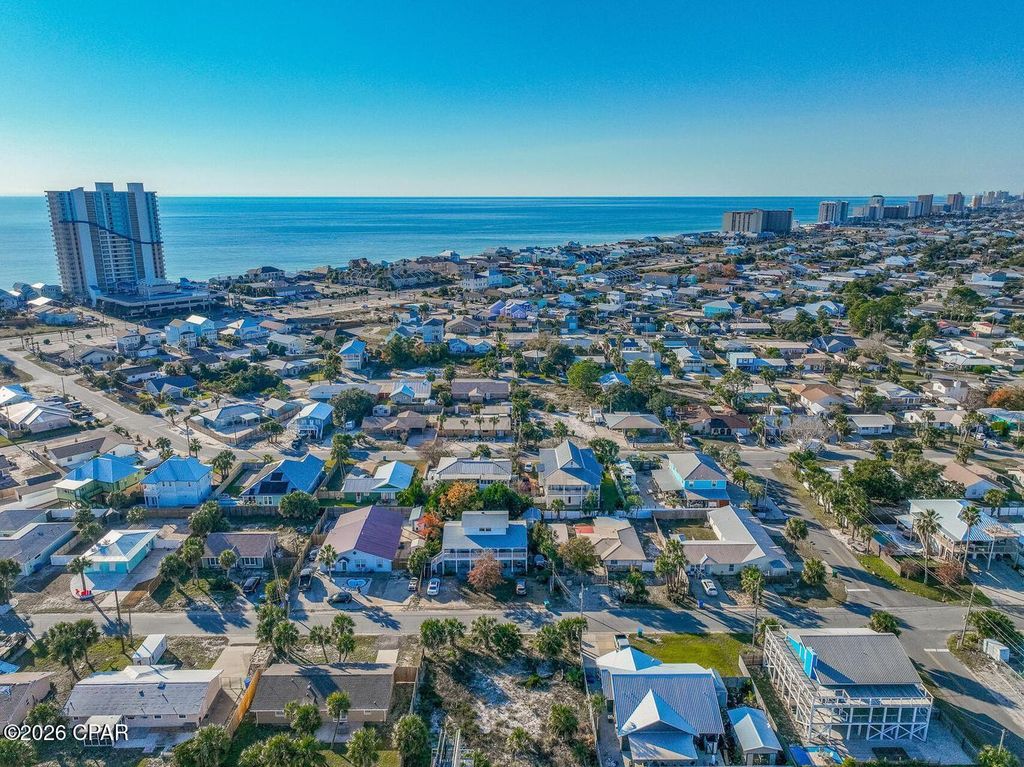 Image 13 of property listing at 3826 Treasure Circle, Panama City Beach, FL 32408