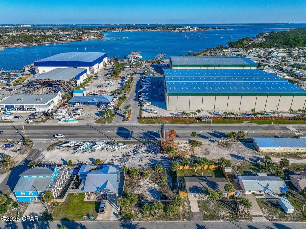 Image 4 of property listing at 3826 Treasure Circle, Panama City Beach, FL 32408