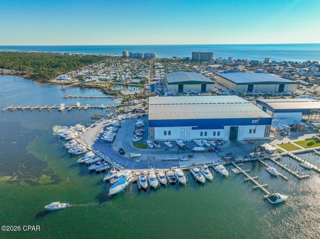 Image 6 of property listing at 3826 Treasure Circle, Panama City Beach, FL 32408