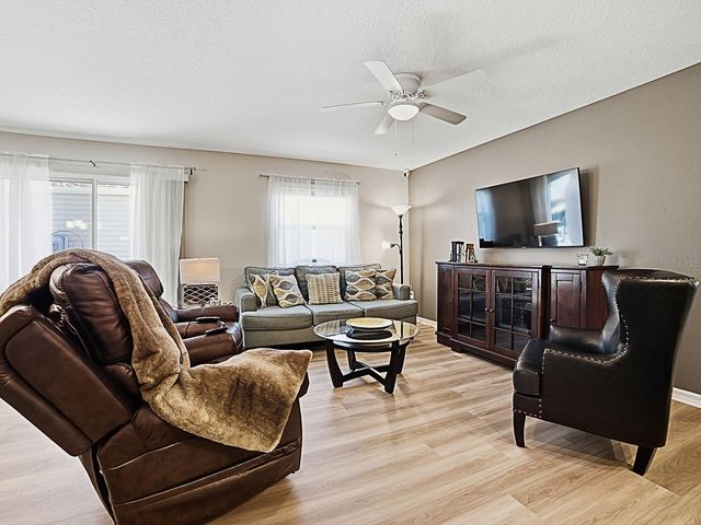 4173 UNIVERSAL AVENUE, The Villages, FL 32163