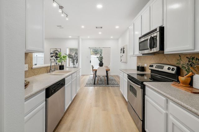 1900 Little Elm TRL 75, Cedar Park, TX 78613