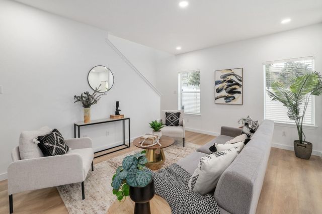 1900 Little Elm TRL 75, Cedar Park, TX 78613