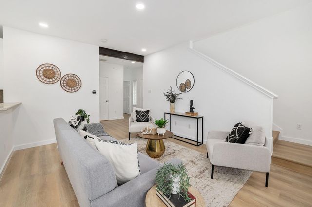 1900 Little Elm TRL 75, Cedar Park, TX 78613