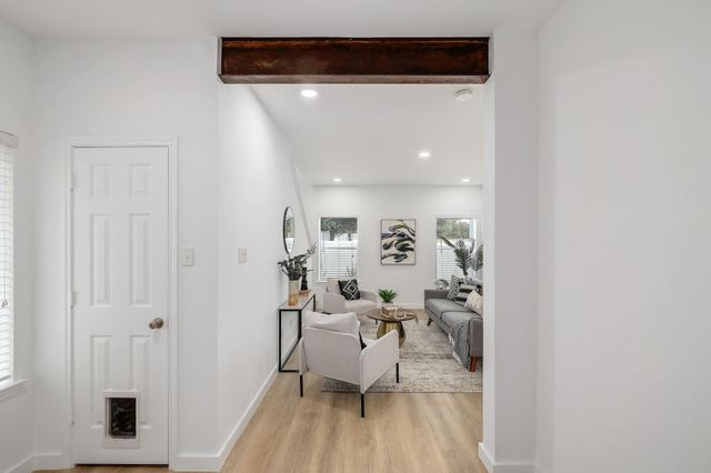 1900 Little Elm TRL 75, Cedar Park, TX 78613