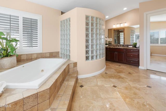 12428 Palmer Drive, Moorpark, CA 93021