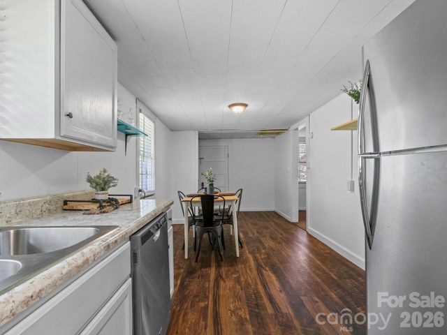 3041 Bald Mountain Road, Burnsville, NC 28714