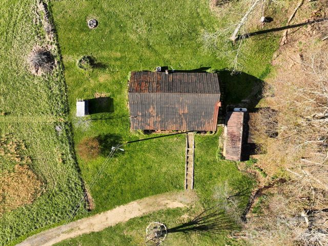 3041 Bald Mountain Road, Burnsville, NC 28714