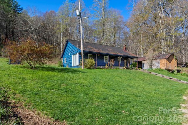 3041 Bald Mountain Road, Burnsville, NC 28714