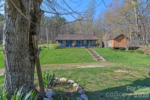 3041 Bald Mountain Road, Burnsville, NC 28714