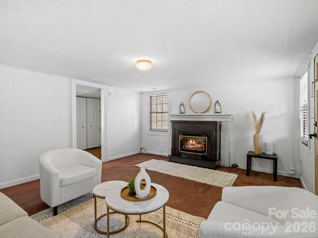 3041 Bald Mountain Road, Burnsville, NC 28714