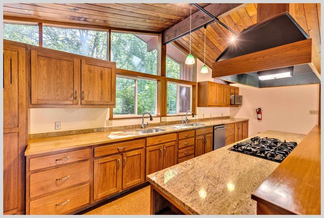 206 River Road, Groton, NH 03266
