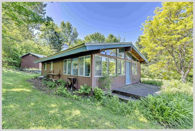 206 River Road, Groton, NH 03266