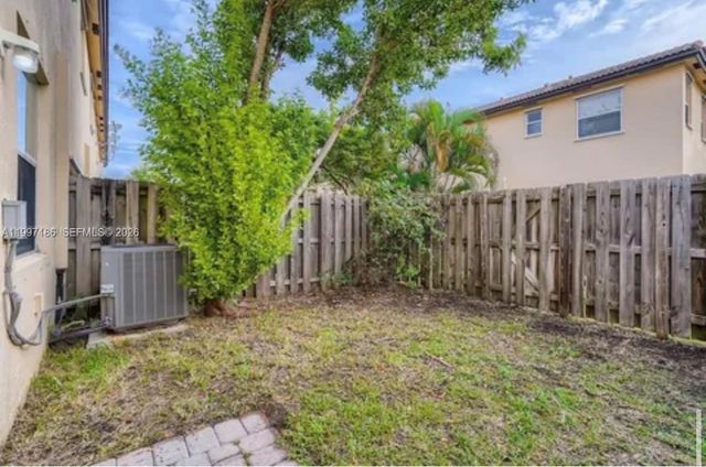 9125 SW 227th St 1, Cutler Bay, FL 33190