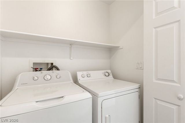 920 Shades End Avenue, North Las Vegas, NV 89081