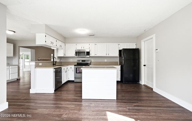 1906 APOPKA Drive, Middleburg, FL 32068