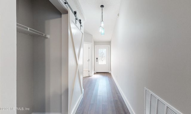 1906 APOPKA Drive, Middleburg, FL 32068