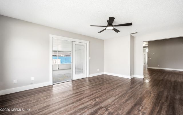 1906 APOPKA Drive, Middleburg, FL 32068