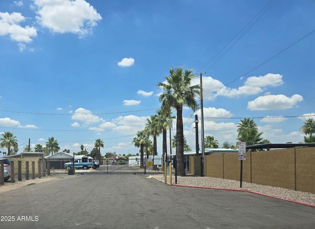 730 S COUNTRY CLUB Drive 62, Mesa, AZ 85210