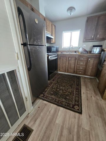 730 S COUNTRY CLUB Drive 62, Mesa, AZ 85210