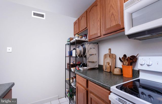 907 RHUE HAUS LN, Hummelstown, PA 17036